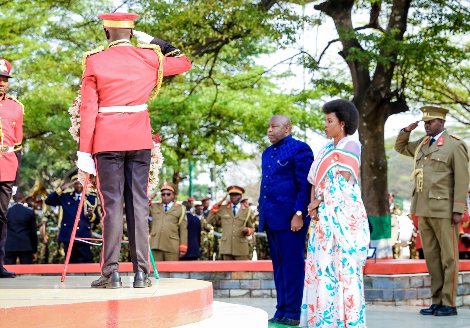 63 ans déjà d'indépendance du Burundi, le couple présidentiel a réhaussé de sa présence les cérémonies déroulées au Stade Intwari
